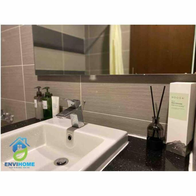 Apartment Ksl Mall Bathtub 1-4pax Netflix Jb