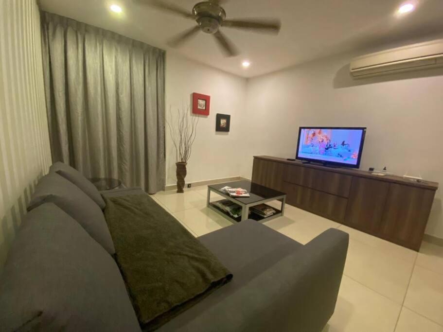 Ksl Mall Bathtub 1-4pax Netflix Jb Apartment Johor Bahru